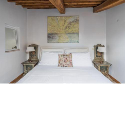 Cozy Wooden APT in Piazza NAVONA