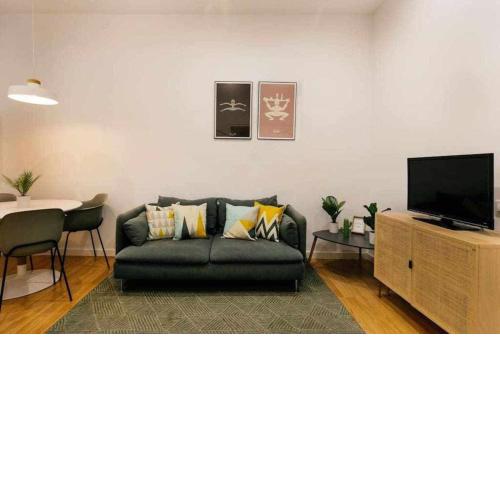 Cozy y Central Apartment