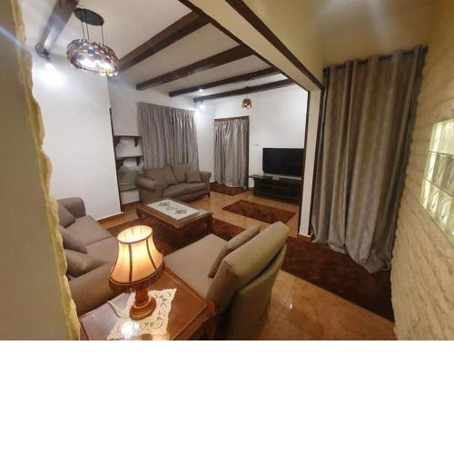 Cozzy home with private entrance