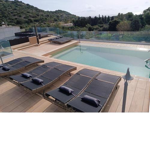 crabonaxa suites