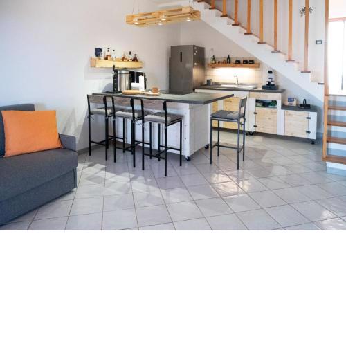 CrestMAR VISTA mare