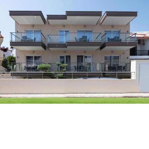 Crist Luxury Apartments
