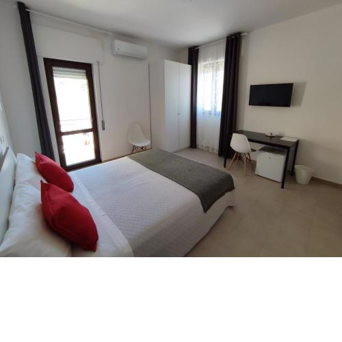 Cristian Rooms