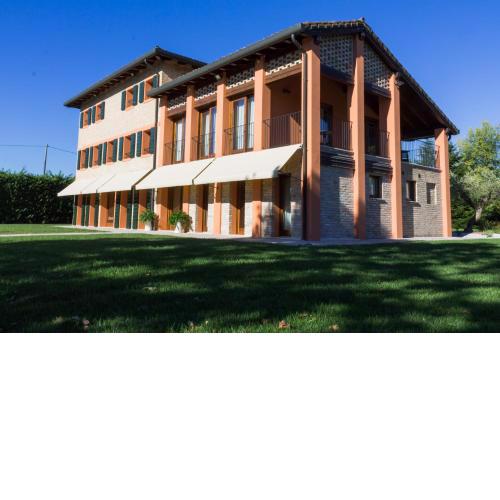 Crystal Luxury House