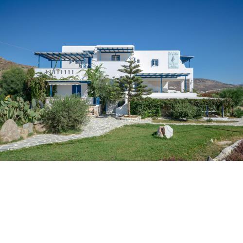 Crystal Naxos 1 Studios at Mikri Vigla