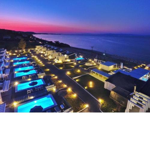 Crystal villas & suites
