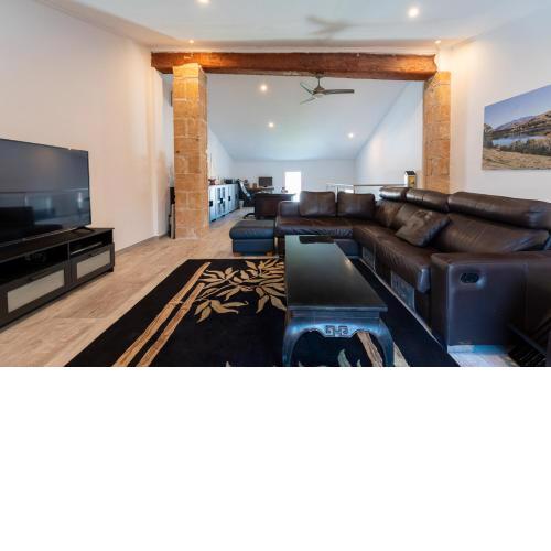 Cuatro apartamentos exclusivos para 12 Pax