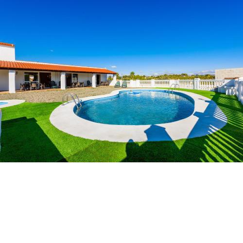 Cubo's Estudio El Patio Andaluz 4