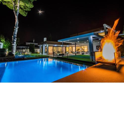 Cubo's Villa Elena