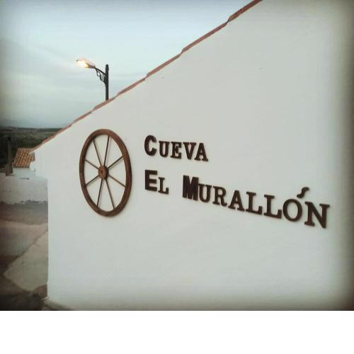 Cueva El Murallon