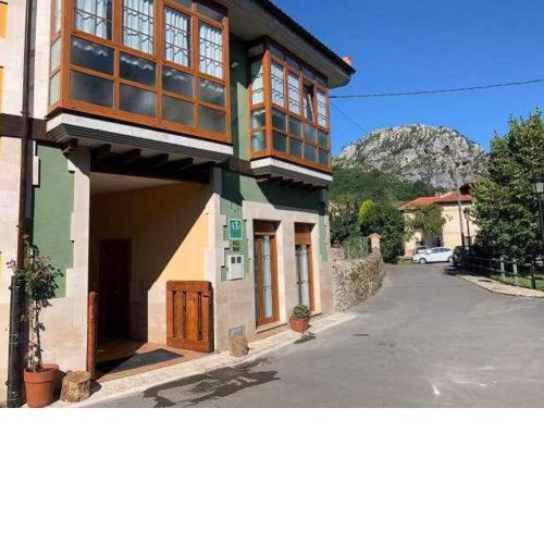 Cumbres de los Picos Apartamento La Yedra