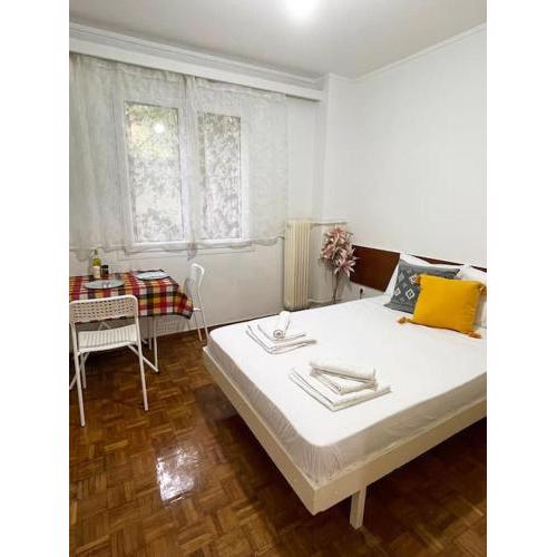 Cute and Quiet apartment in the Center of Athens