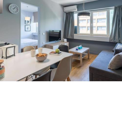Cute, bright and cozy flat in the center of Athens