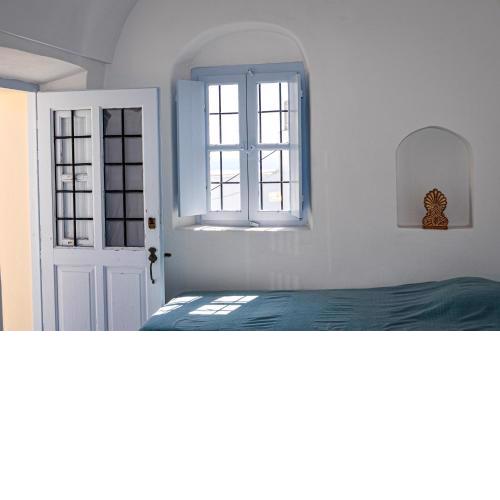 Cycladic Traditional House in Castle - Double Room