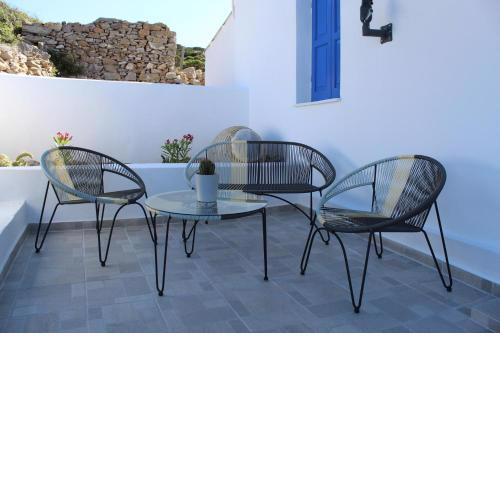 Cycladic Villa in Amorgos Island (Maison Shiro)