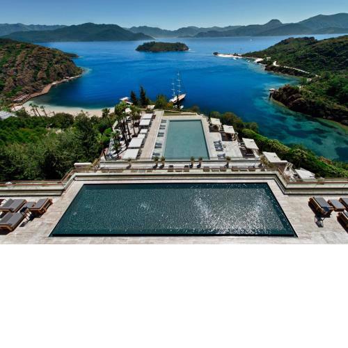 D Maris Bay