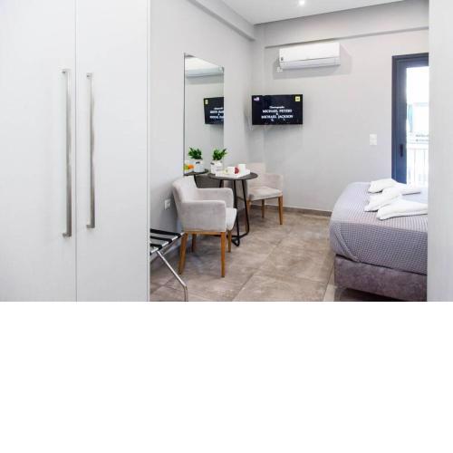 D Spacious Brand New Studio Ideal for 2 D