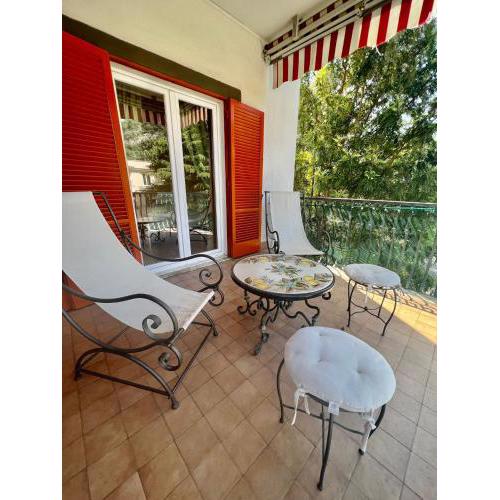 D33 Short-Lets Sorrento Apartment and Pool