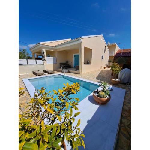 Daffodil mini villa With private infinity pool