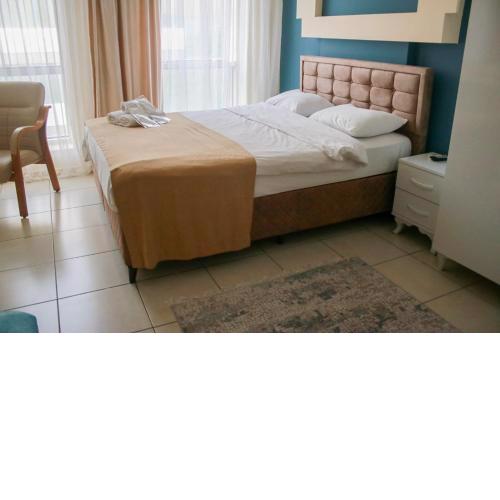 Daisy Hotel