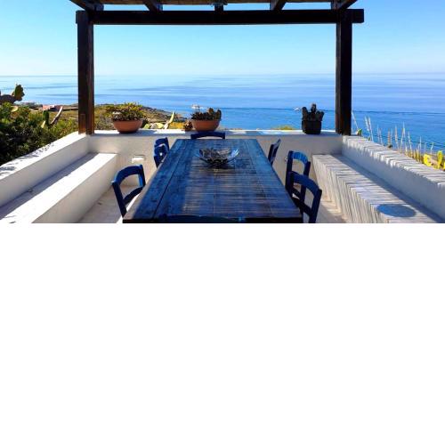 Dammusi A- Mare Pantelleria