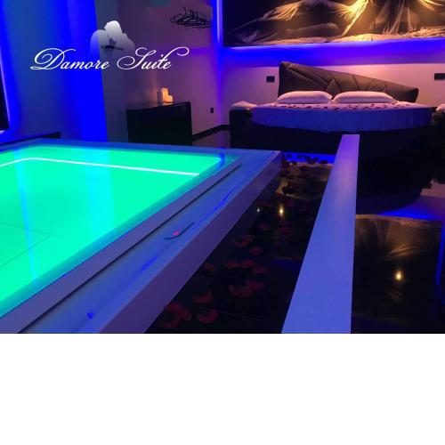 Damore Suite