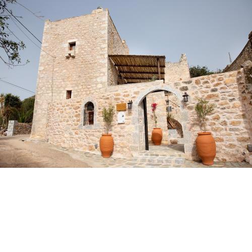Dandy Villas Mani - Old Tower House - Fireplace - Pool