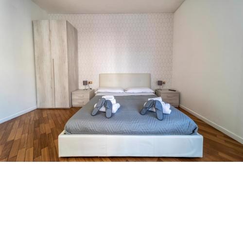 Dante 138 Class rooms & apartments