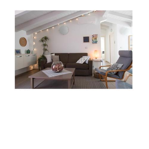 Dante 8 Apartments
