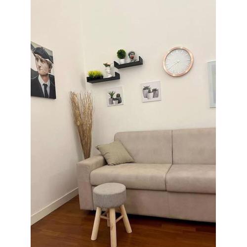 David's Room: City Apartment