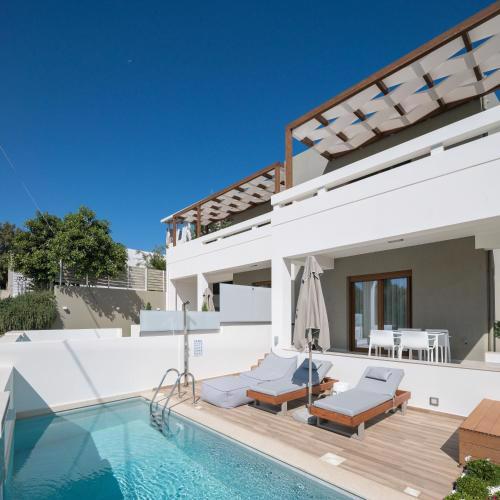 De Light Boutique Villas I II & III - Fine retreat, by ThinkVilla
