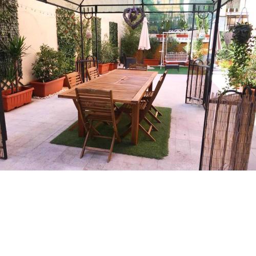 Dea Flora Home B&B