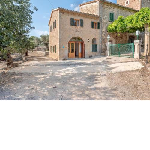 Deià semi-detached sunny country house, near GR221