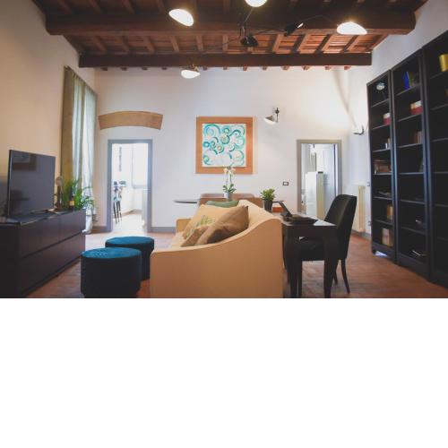 Del Giglio's Luxury apartment in Piazza della Signoria