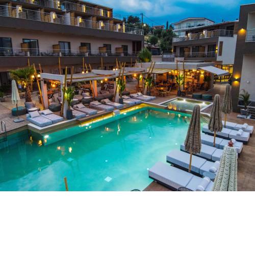 Del Mare Suites