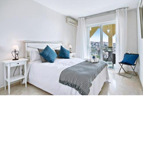 Del Parque Flats - Torrevigia