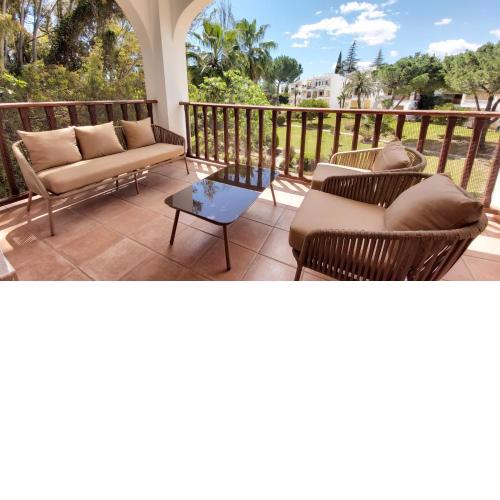 Del Parque Flats Le Village Marbella Golf