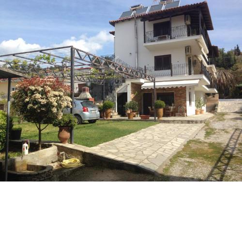 Delimaras Studios
