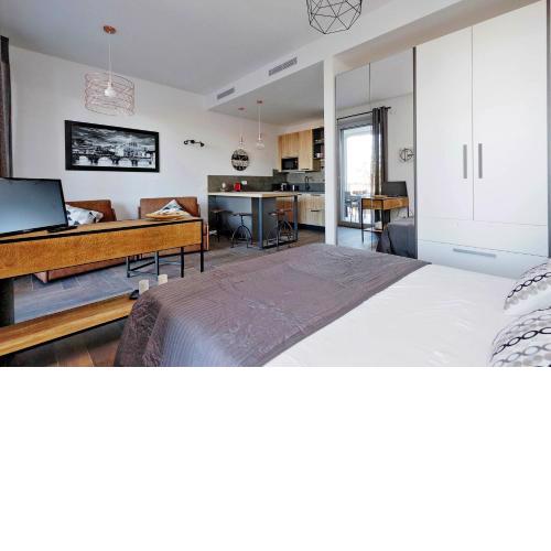 DELIZIOSO Monolocale con TERRAZZO