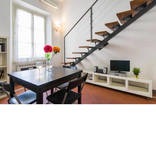 Della Scala Modern Apartment