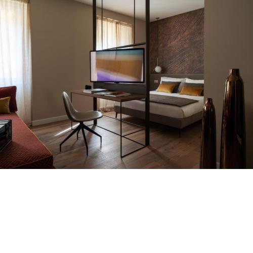 Della Spiga Suites by Brera Apartments