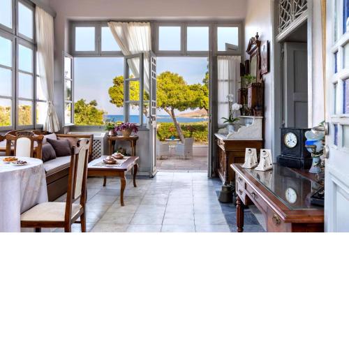 DellaGracia Mansion - up to 10 guests
