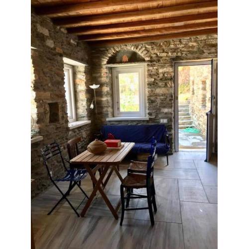 Delphis : the artist's house