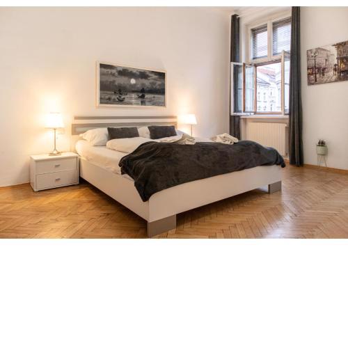 Deluxe 3BR Apt. Wiener Stadthalle - Suitable for Longstays