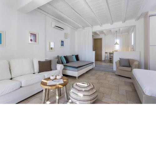 Deluxe Mykonos Villa Villa del Sol Outdoor Pool 2 BDR Ornos