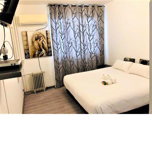 Deluxe room center