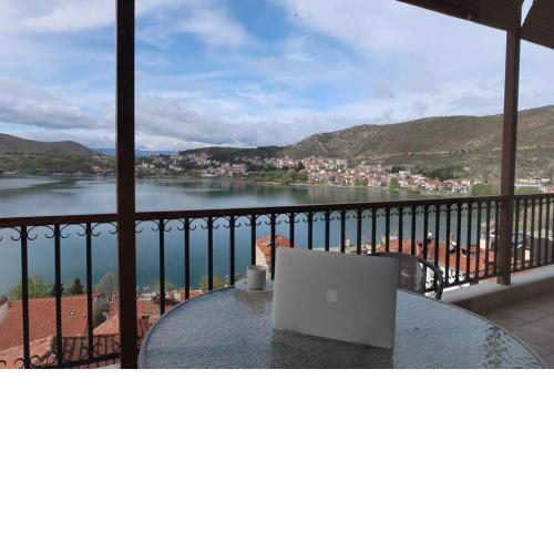 DeLuxe View Kastoria - Διαμέρισμα στο κέντρο με μοναδική θέα