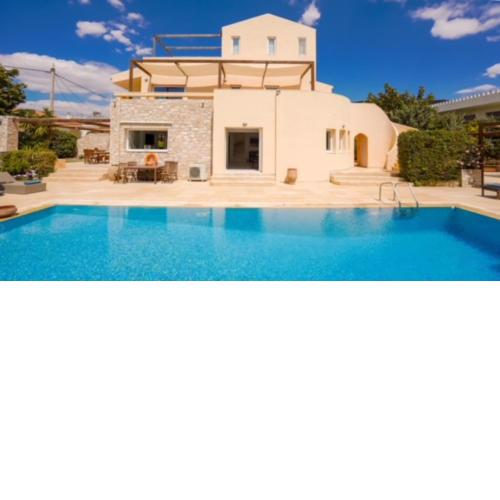 Deluxe Villa w/ Pool 5 bdrm