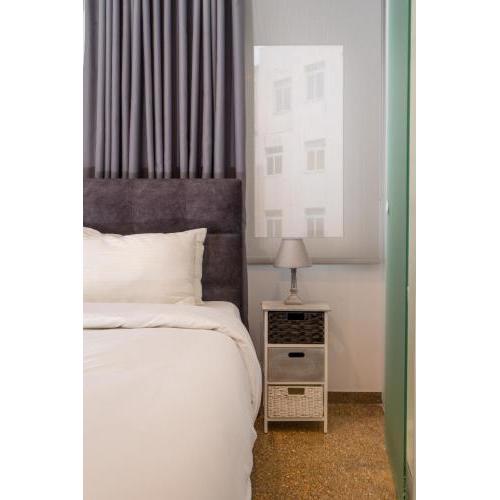 Dema's Luxury Suites (E3)