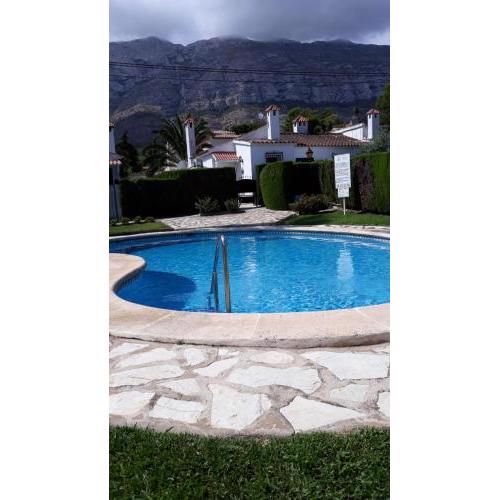 DENIAHOUSE